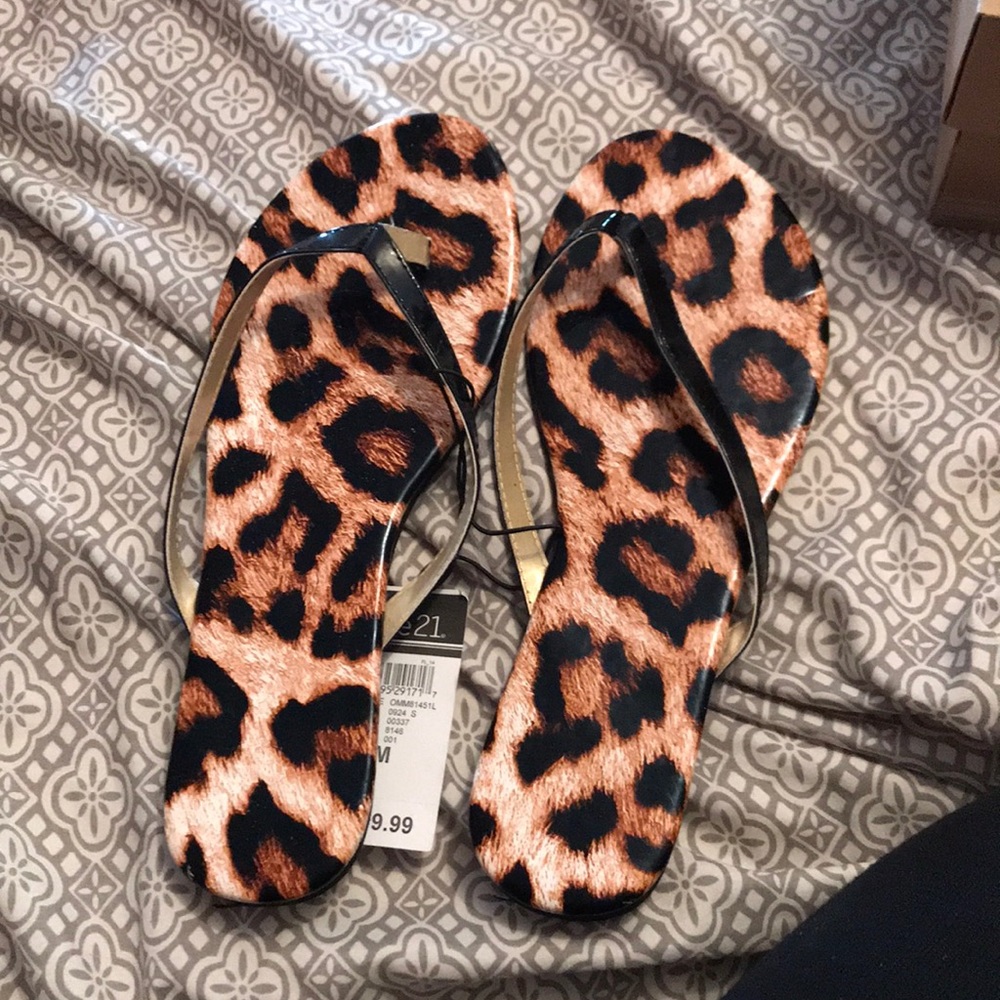 flip flops - Picture 3 of 3